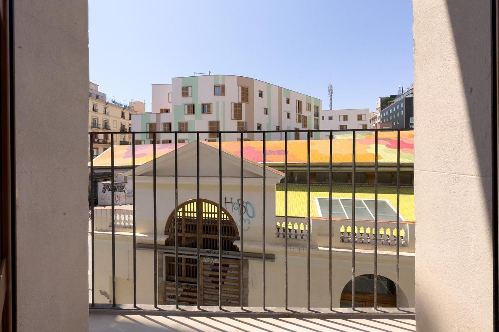 Oasis Suites Downtown برشلونة المظهر الخارجي الصورة