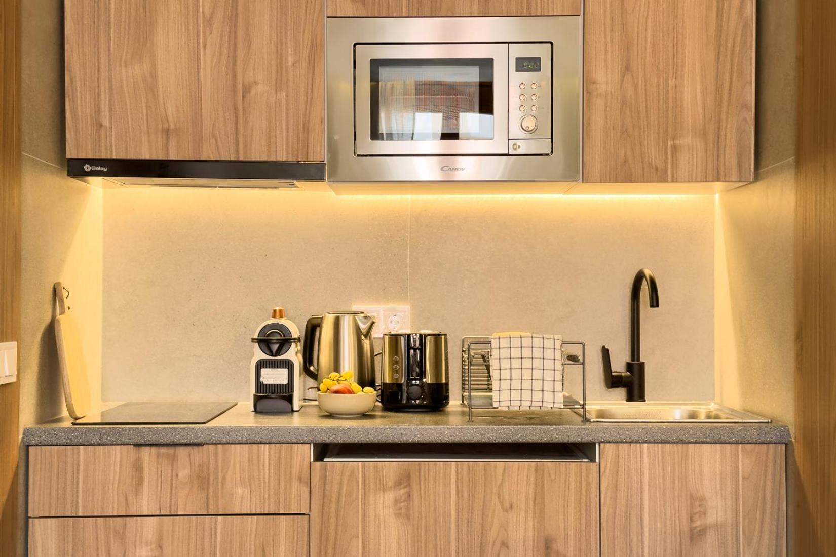 Oasis Suites Downtown برشلونة المظهر الخارجي الصورة